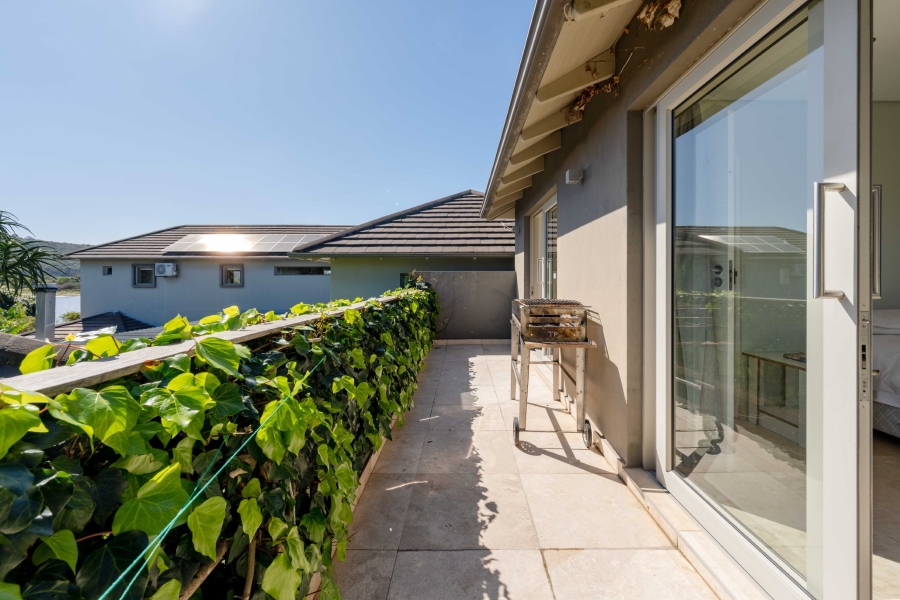 5 Bedroom Property for Sale in Keurbooms River Western Cape